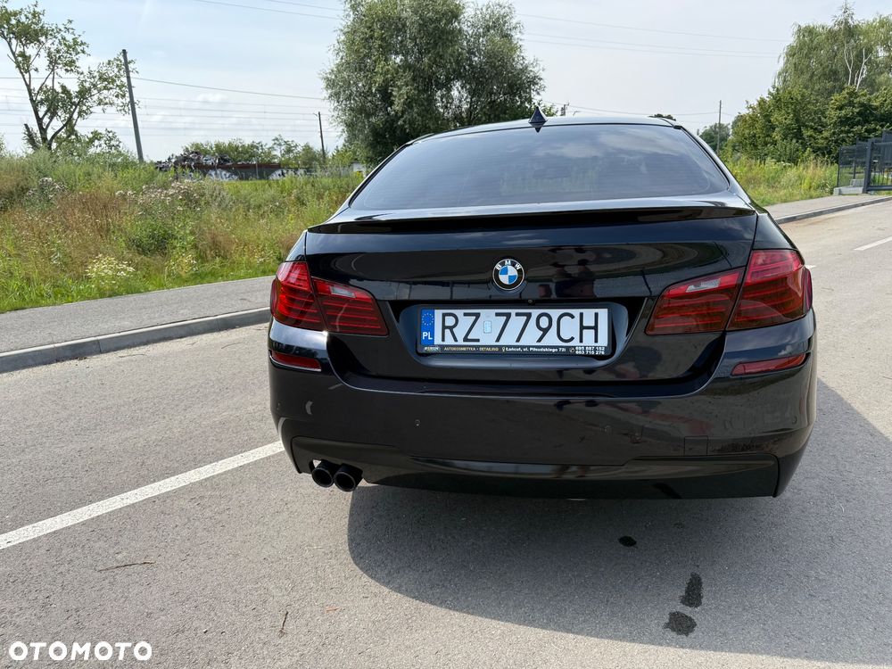BMW Seria 5 530d xDrive - 9