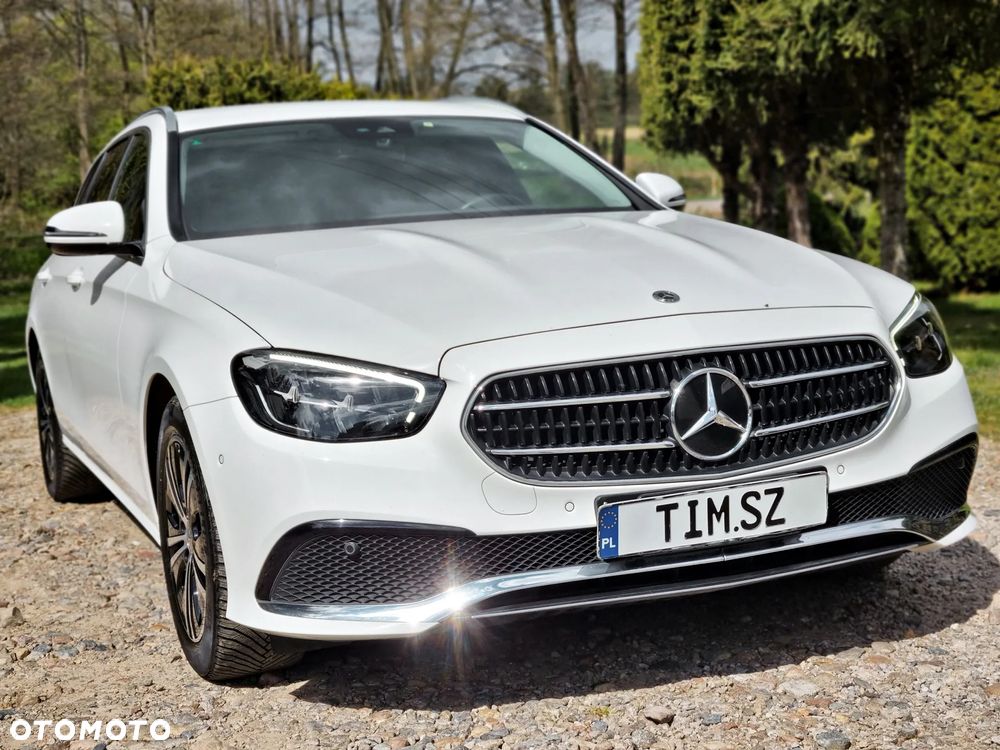 Mercedes-Benz Klasa E 220 d 4Matic 9G-TRONIC Sportstyle Edition - 3
