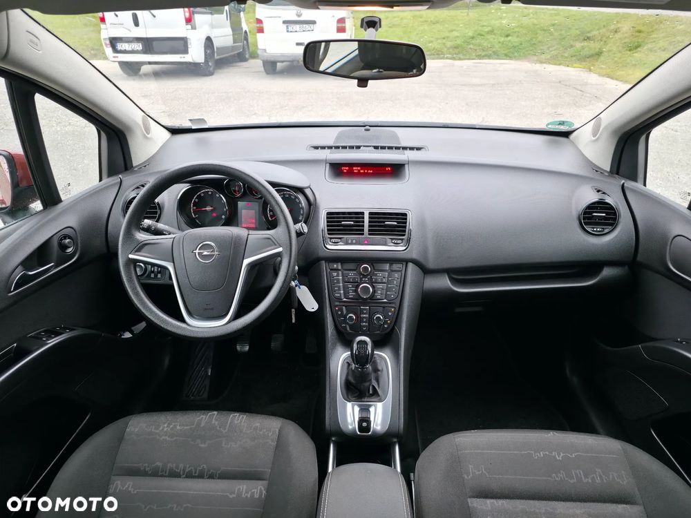 Opel Meriva - 11