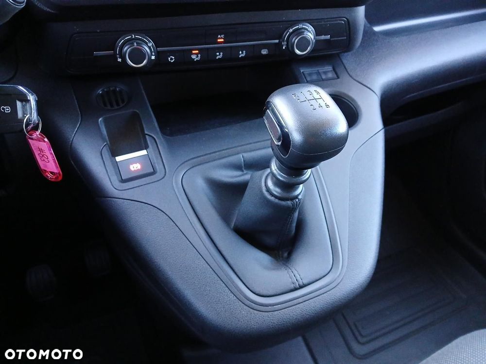 Toyota PROACE CITY - 34