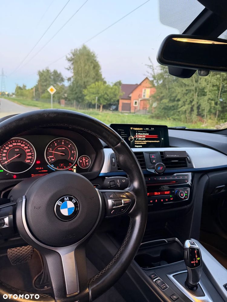 BMW Seria 3 318d M Sport Shadow - 16