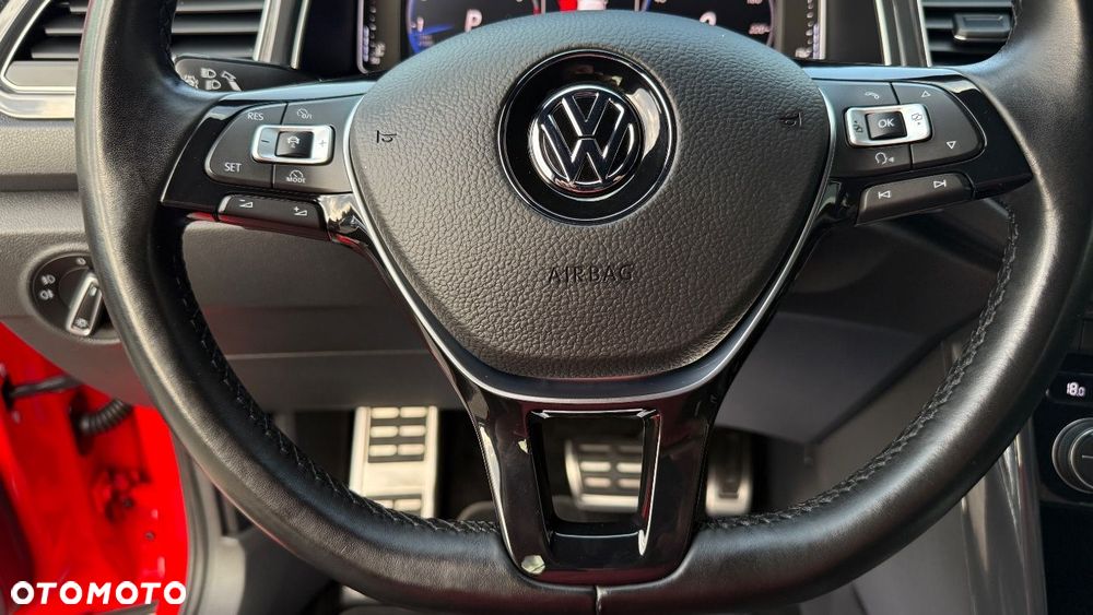 Volkswagen T-Roc - 30