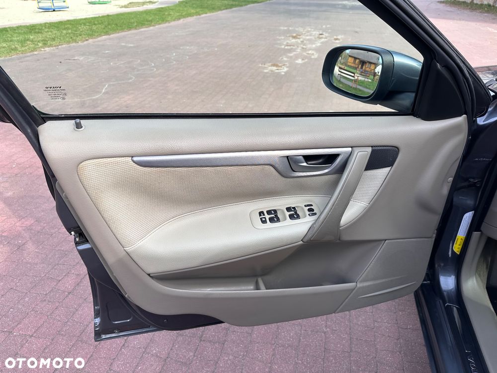 Volvo S60 2.4D Momentum - 13