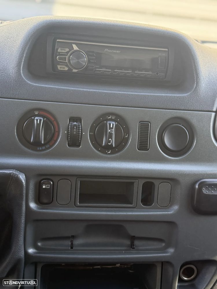 Mercedes-Benz SPRINTER 413 CDI C/ CONTENTOR COM LONAS TIR - 12