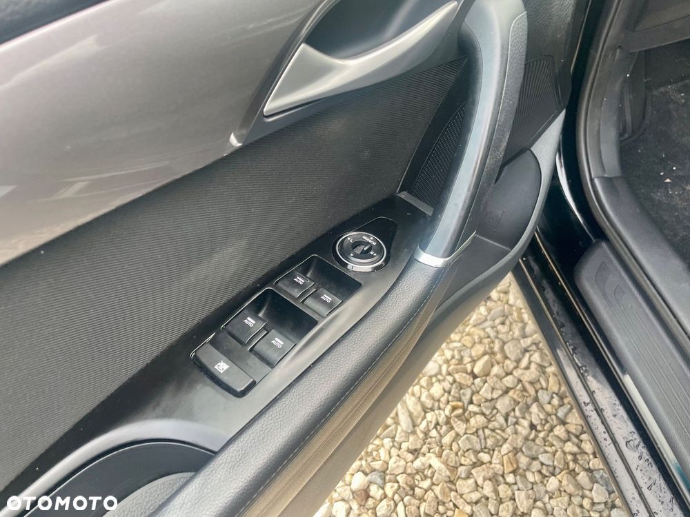 Hyundai i40 Kombi blue 1.6 Classic - 29