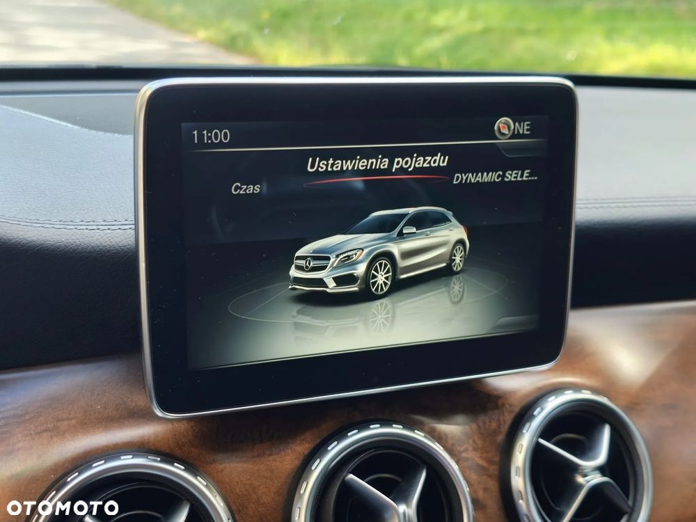 Mercedes-Benz GLA AMG 45 4-Matic - 18