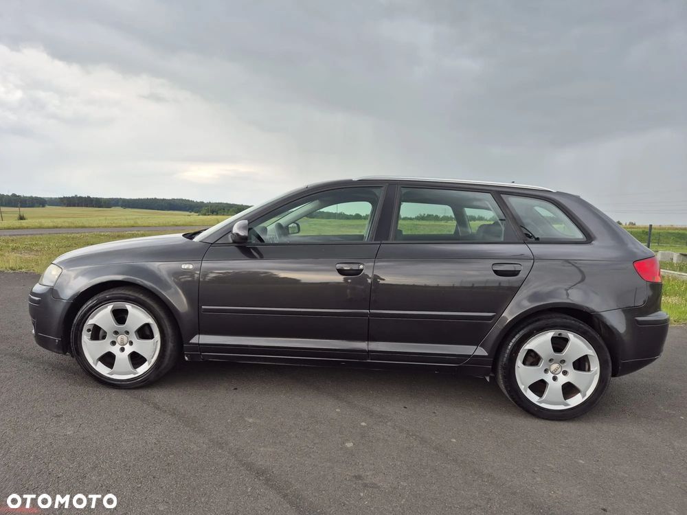 Audi A3 Sportback - 6