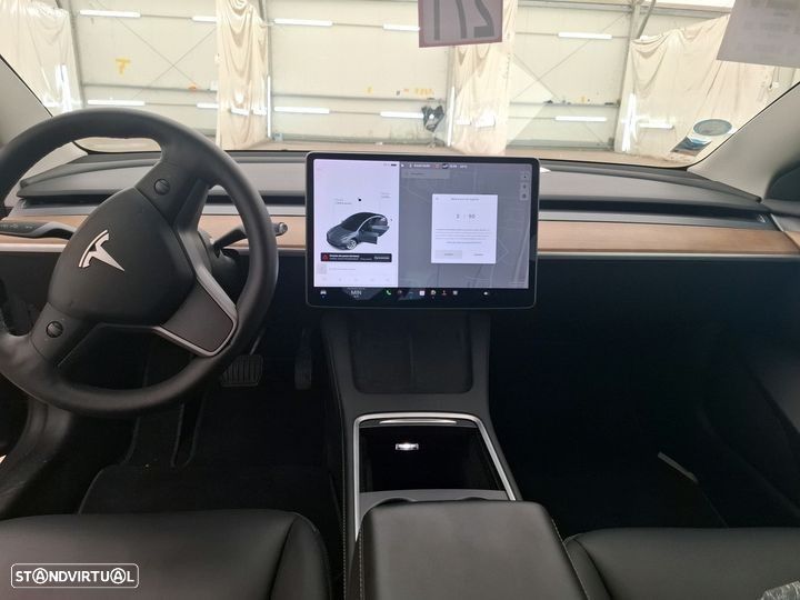 Tesla Model 3 Long-Range Dual Motor AWD - 3