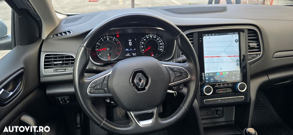 Renault Megane TCe 114 GPF Zen - 11