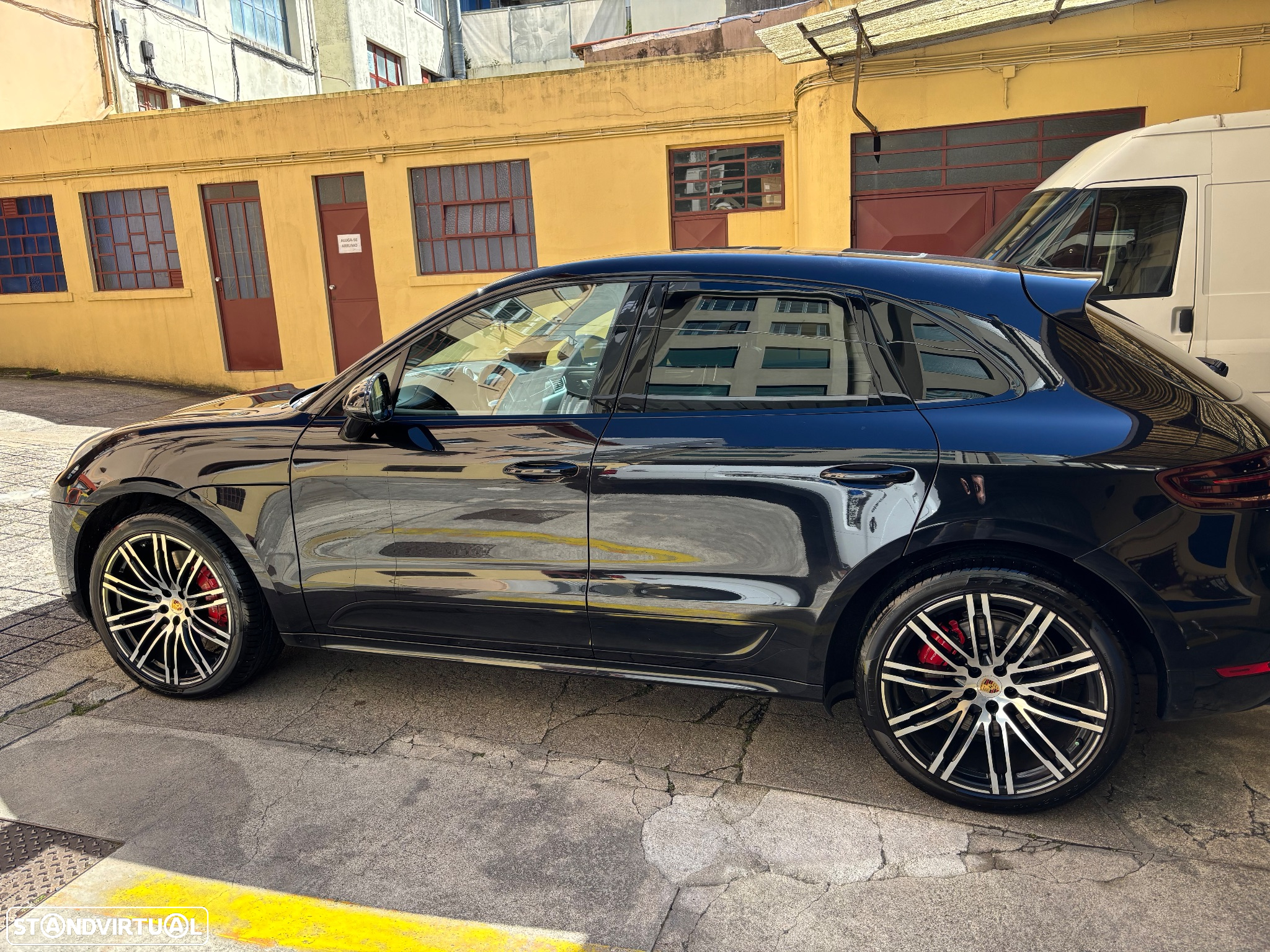 Porsche Macan Turbo Performance Package - 14