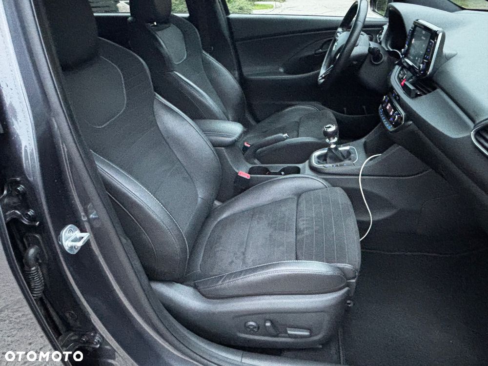 Hyundai i30 N - 16