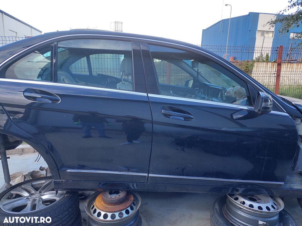 Usa dreapta stanga, spate fata Mercedes C Class W204 neagra - 4