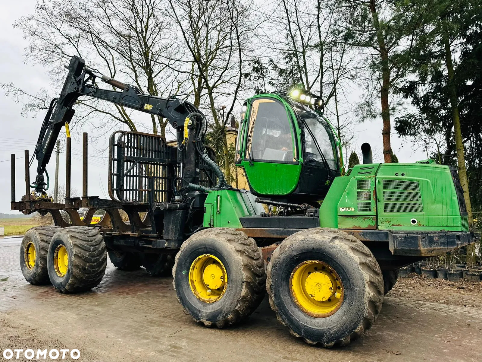 John Deere 1910E - 11