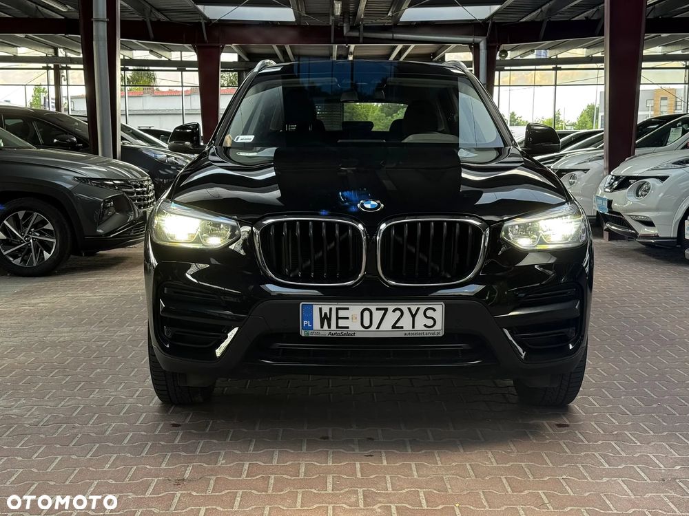 BMW X3 xDrive20i Advantage - 2