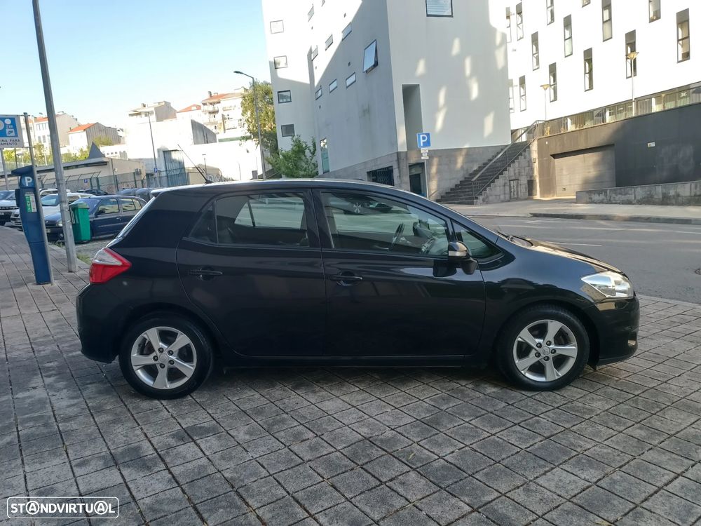Toyota Auris 1.4 D-4D Comfort+Pack Style - 5