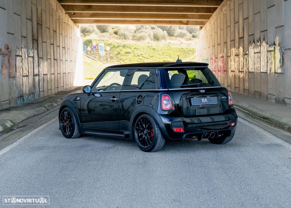 MINI 3 Portas John Cooper Works - 6