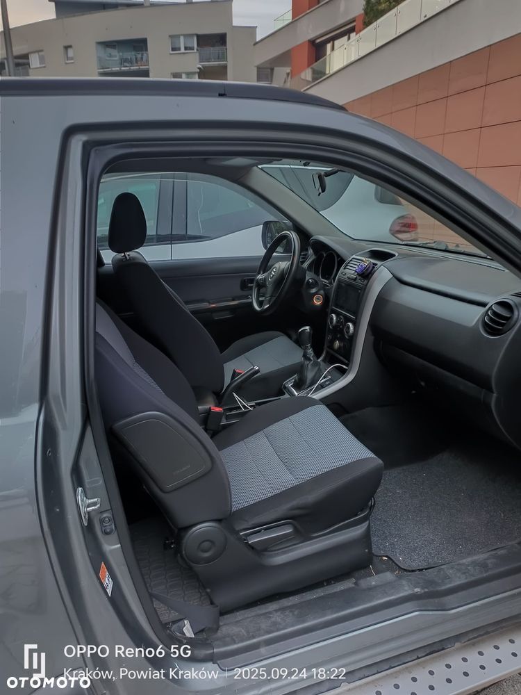 Suzuki Grand Vitara 1.6 - 8