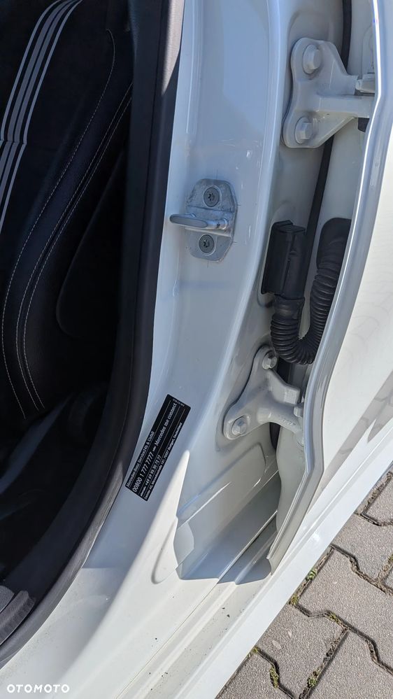 Mercedes-Benz Klasa A 180 AMG Line - 13