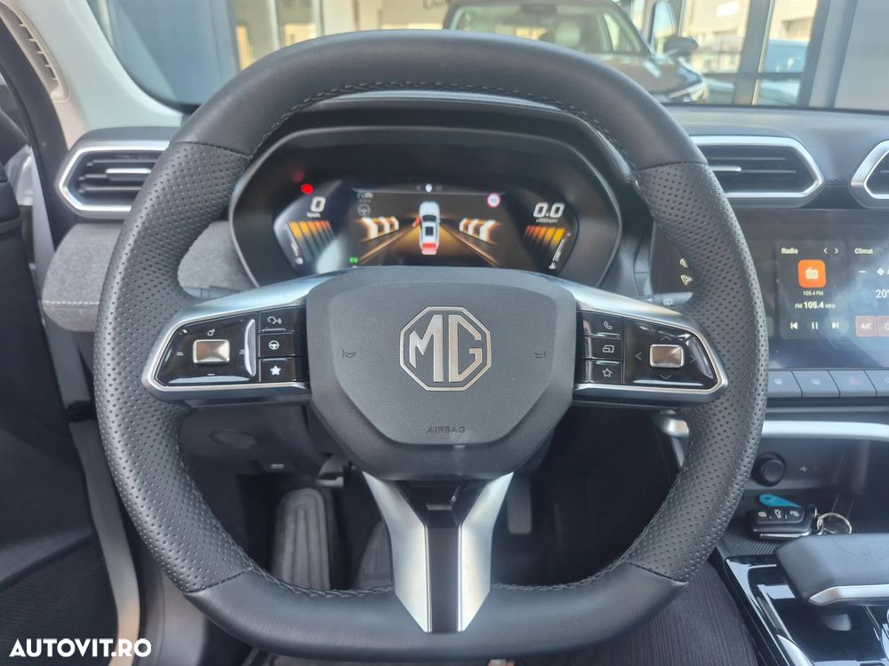 MG ZS HEV 1.5 GSI AT Excite - 35