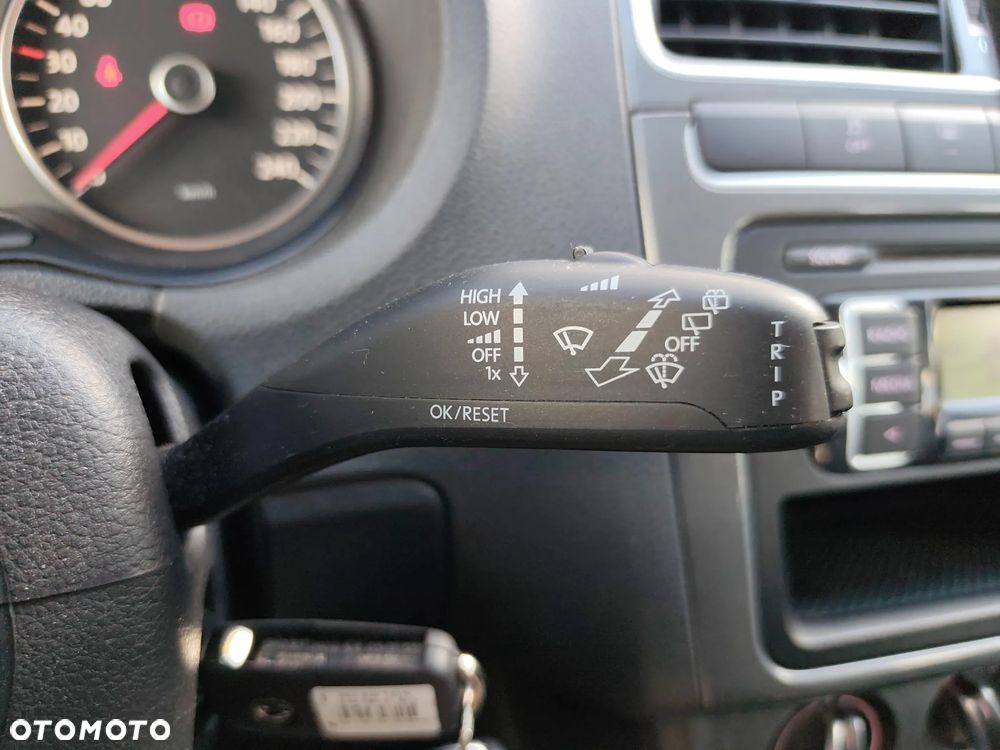 Volkswagen Polo 1.4 16V Comfortline CityLine - 22