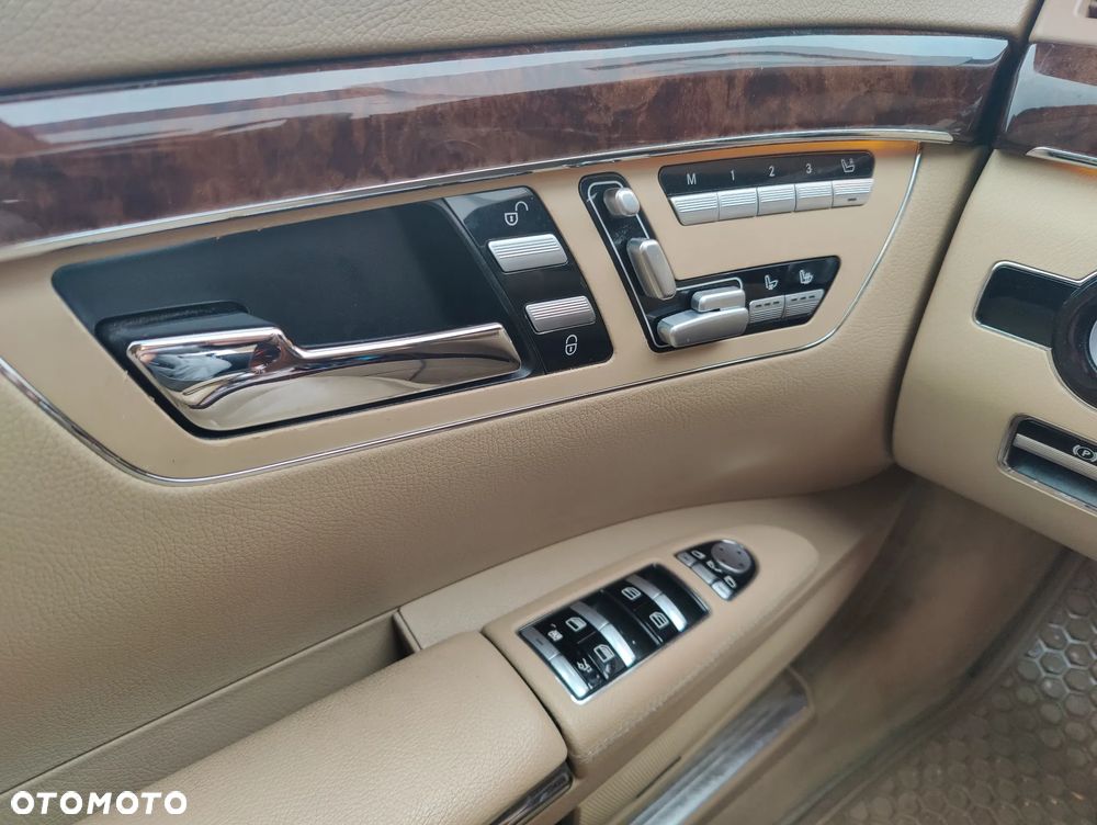 Mercedes-Benz Klasa S 500 L 4Matic 7G-TRONIC - 17
