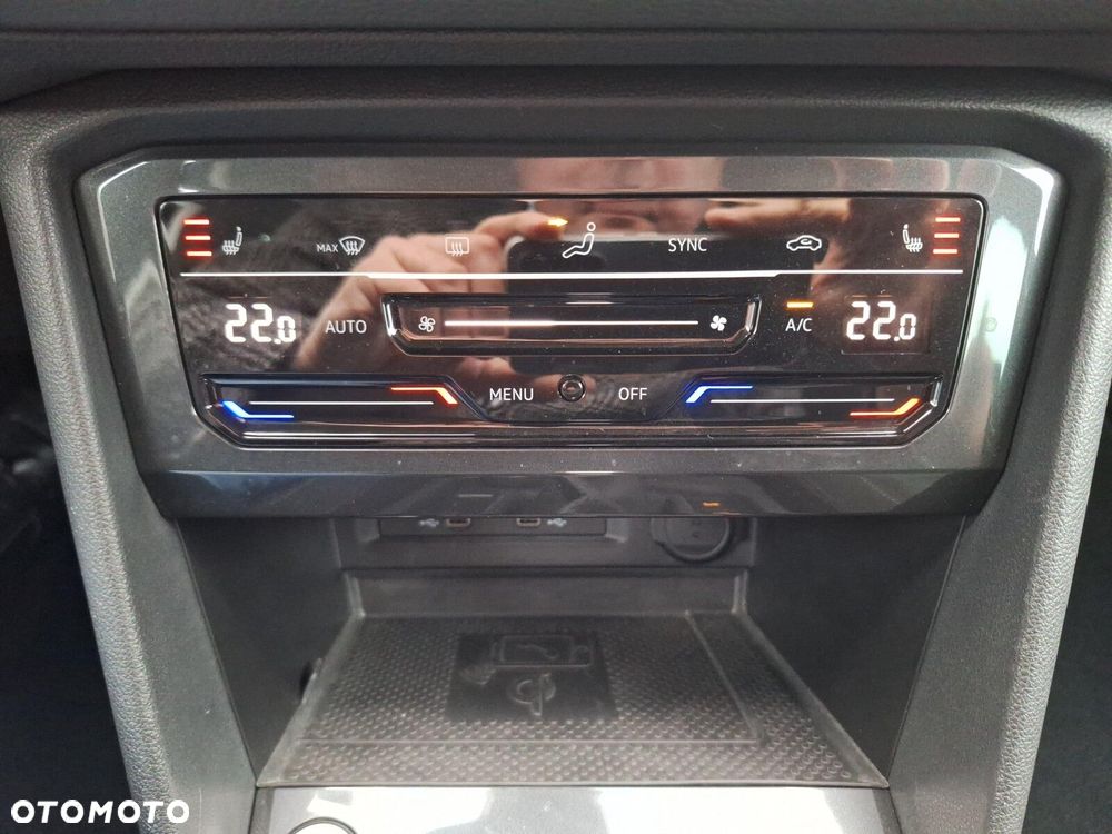 Volkswagen Tiguan - 31