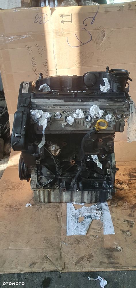 Silnik słupek blok silnika VW Tiguan I Lift 2.0 TDI CFG - 2