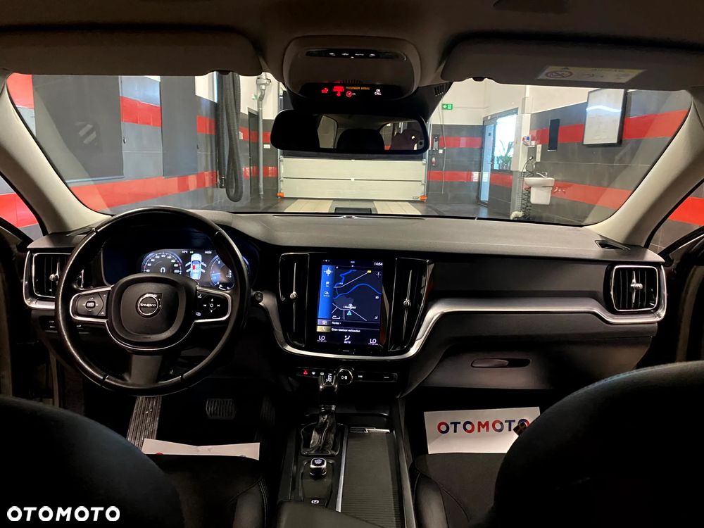 Volvo V60 D3 SCR Momentum - 16