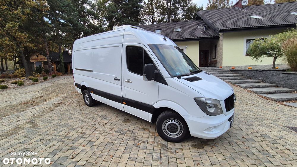 Mercedes-Benz Sprinter - 15