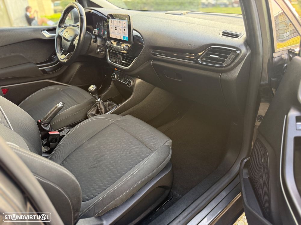 Ford Fiesta 1.0 EcoBoost Titanium - 5