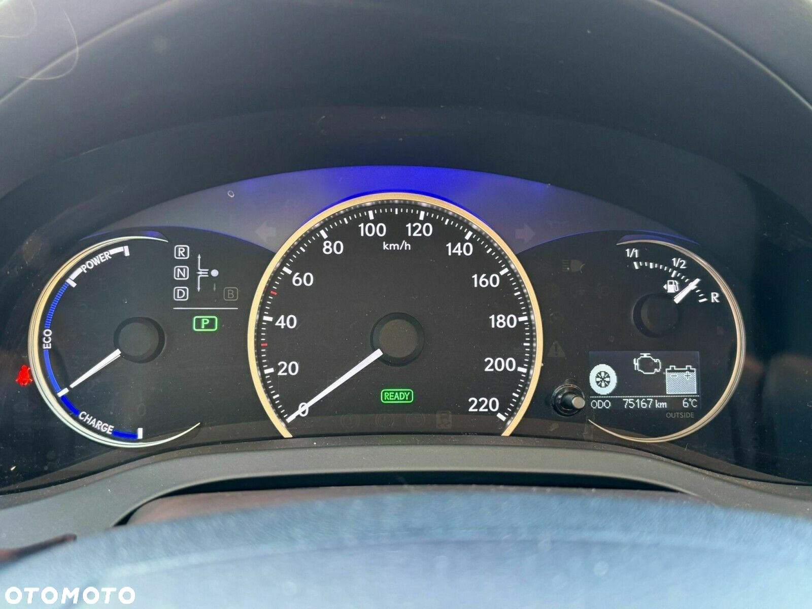 Lexus CT - 10