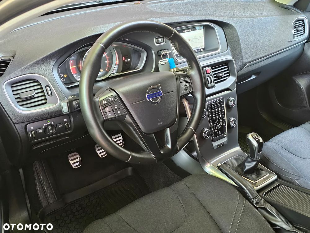 Volvo V40 T2 Linje You - 20