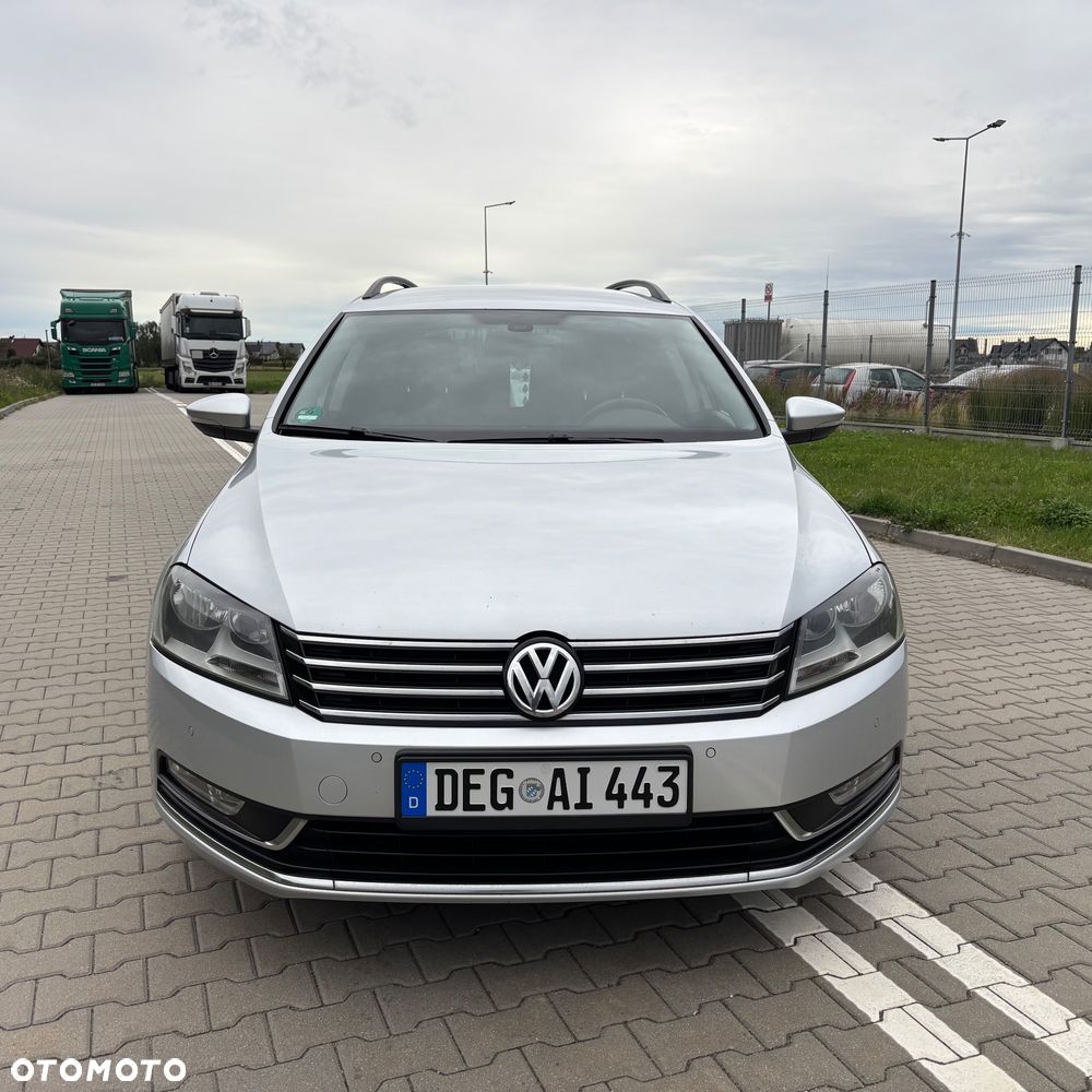 Volkswagen Passat 2.0 TDI BlueMotion Technology Highline - 9