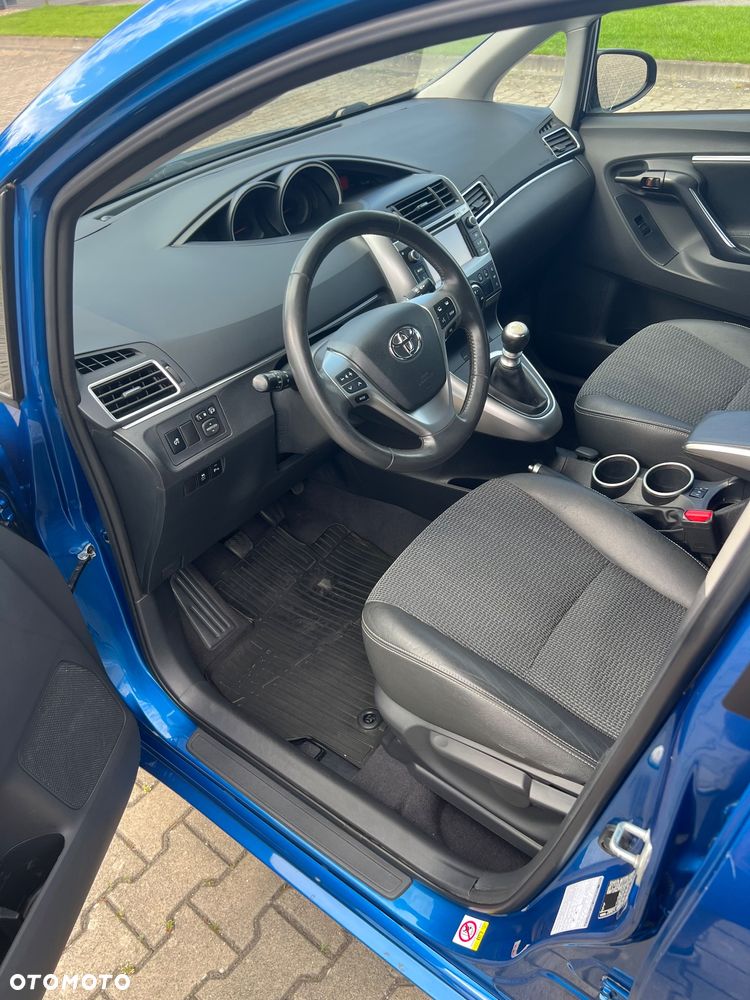 Toyota Verso 1.8 Sol plus NAVI - 19