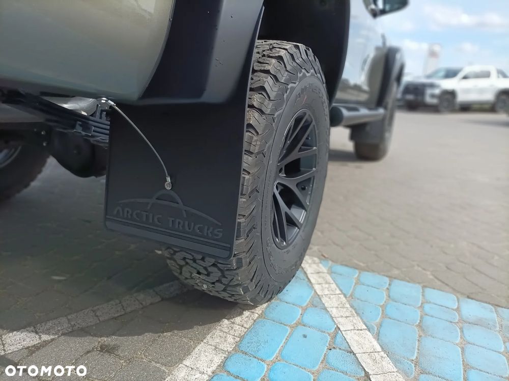 Toyota Hilux 2.8 D-4D mHEV Double Cab Invincible 4x4 - 26