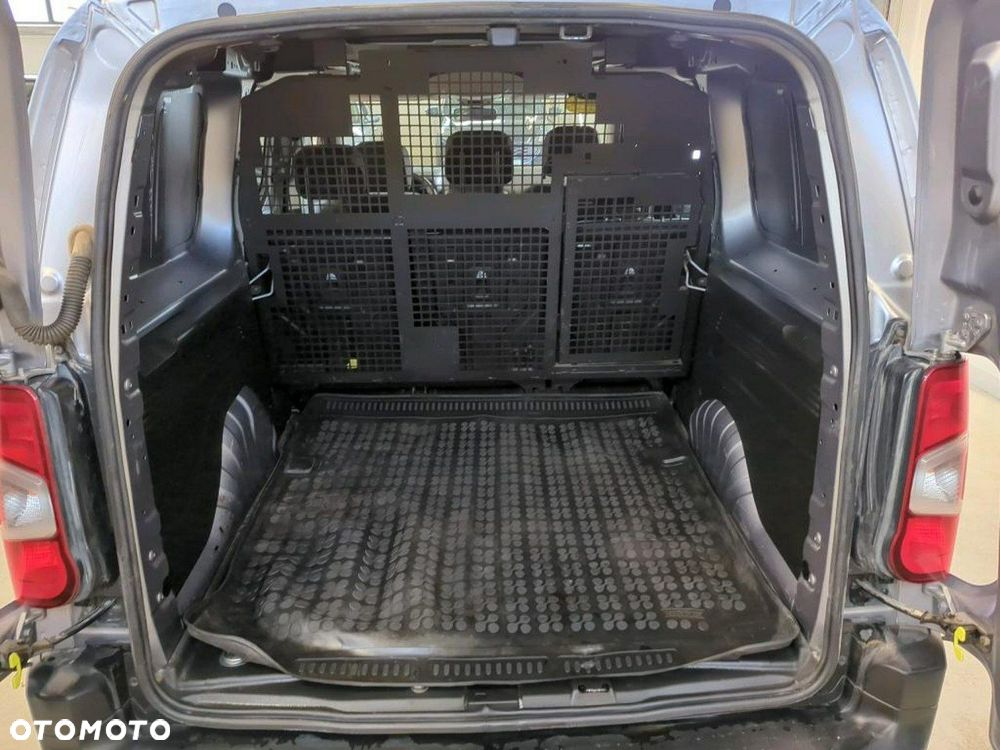 Toyota Proace City - 7