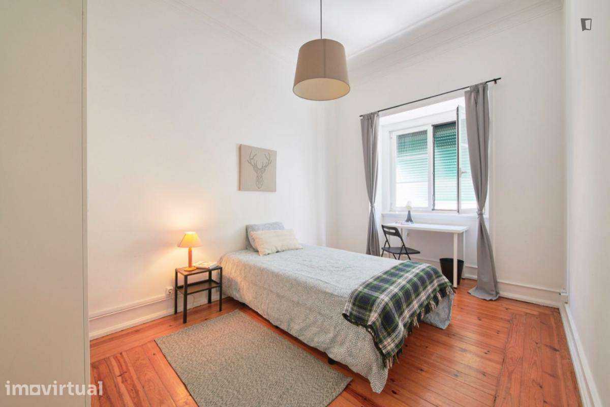 Quarto - localizado em Entrecampos Lisbon - Grande imagem: 2/11