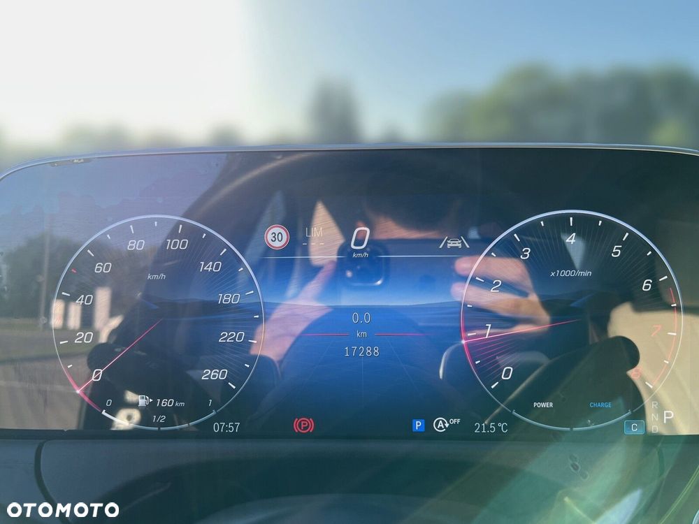 Mercedes-Benz Klasa E 200 mHEV 4-Matic Avantgarde 9G-Tronic - 14