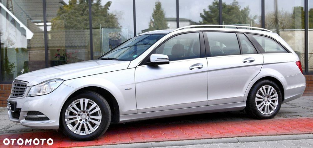 Mercedes-Benz Klasa C 200 (BlueEFFICIENCY) 7G-TRONIC Elegance - 6