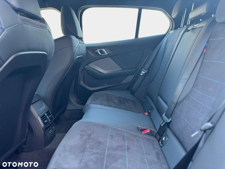BMW Seria 1 - 21