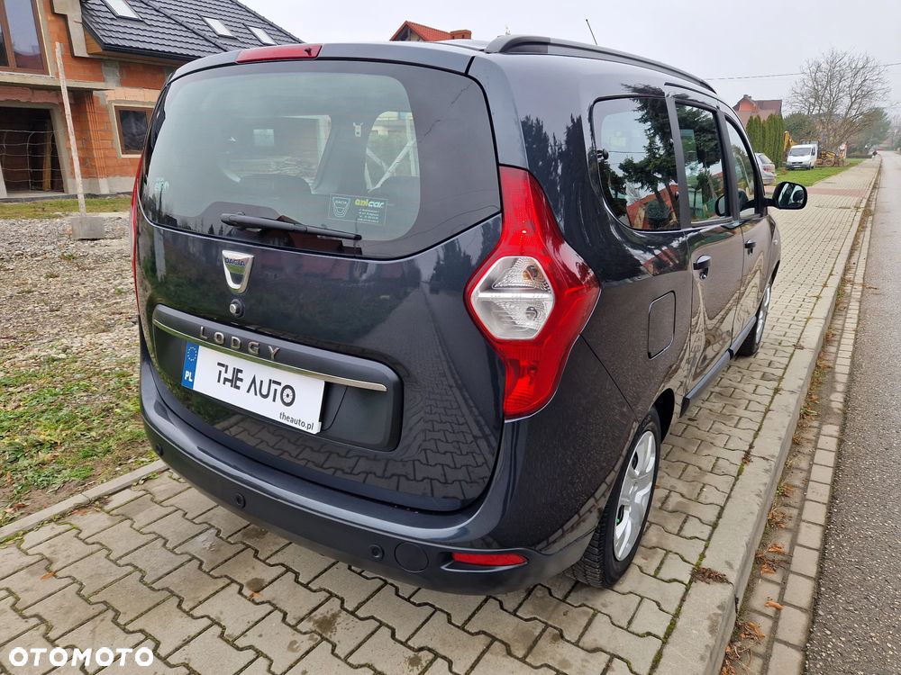 Dacia Lodgy 1.6 SCe Laureate S&S - 38
