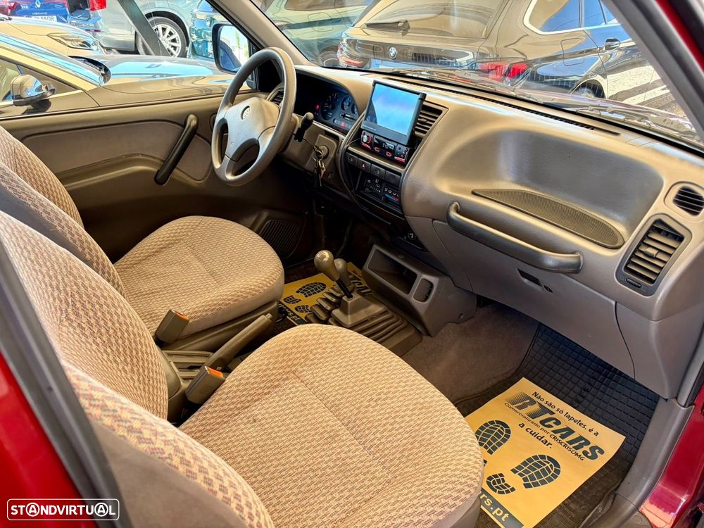 Nissan Terrano II 2.7 LX - 10