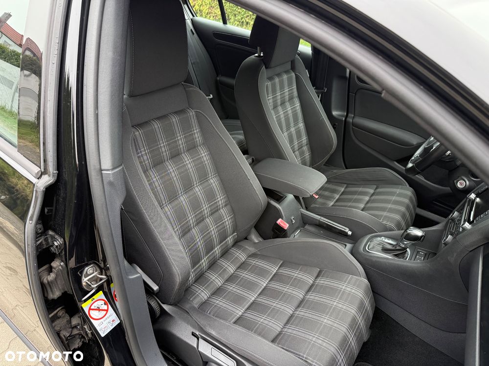 Volkswagen Golf 2.0 TDI GTD DSG - 12