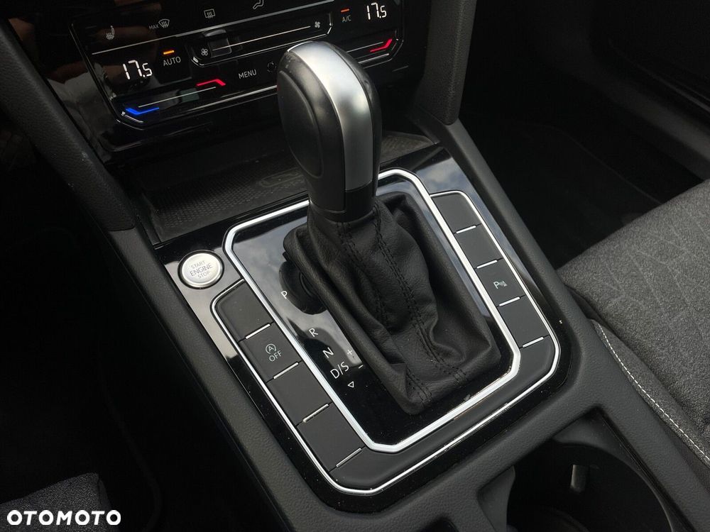Volkswagen Passat Variant 2.0 TDI SCR Business Plus DSG - 36