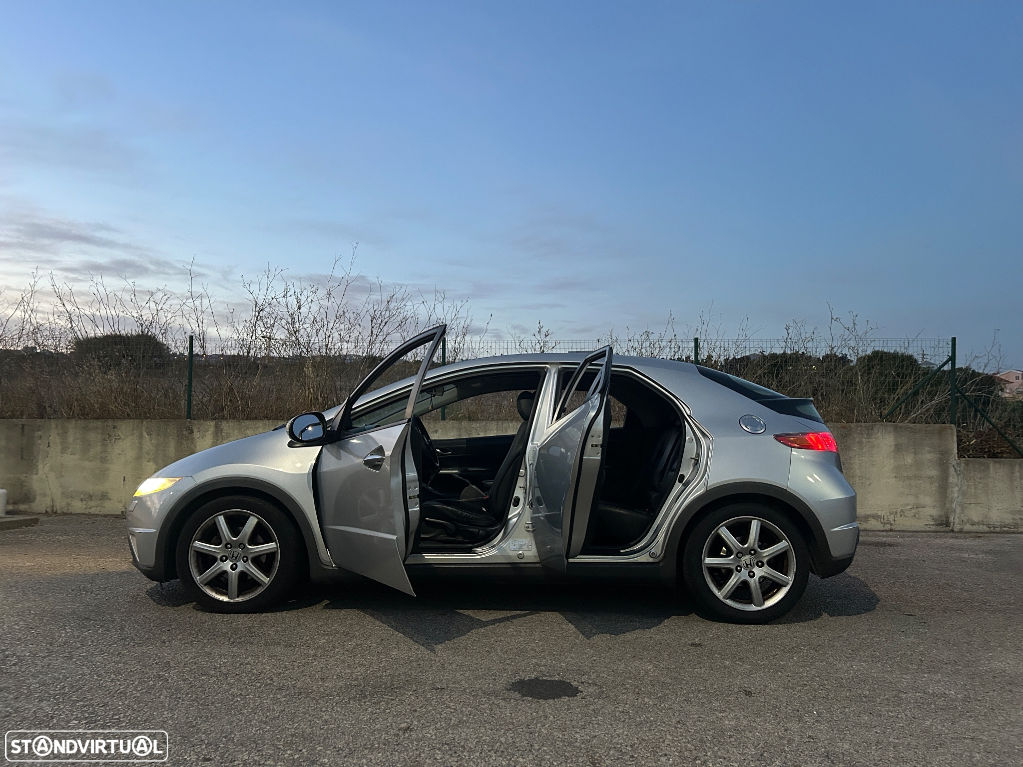 Honda Civic 1.8 Executive NAVI - 15