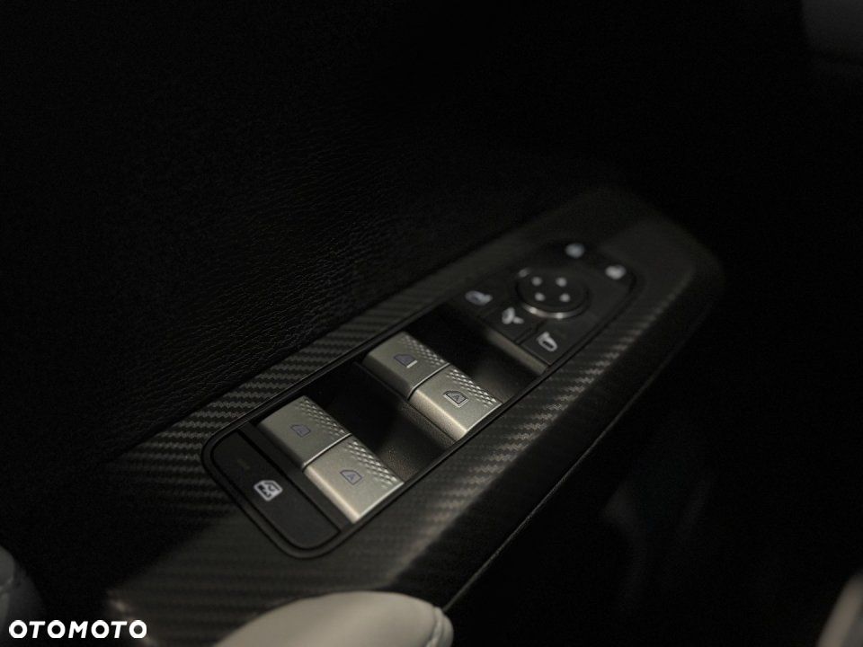 Mitsubishi Outlander - 18