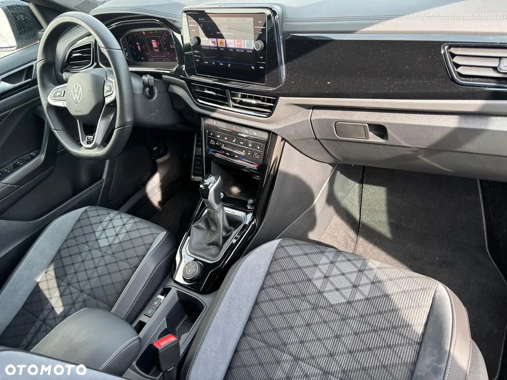 Volkswagen T-Roc - 19
