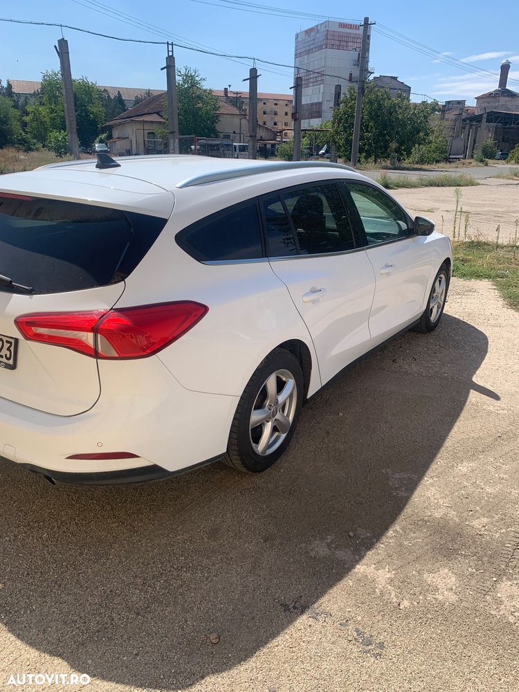 Ford Focus 1.5 TDCi DPF Start-Stopp-System COOL&CONNECT - 6