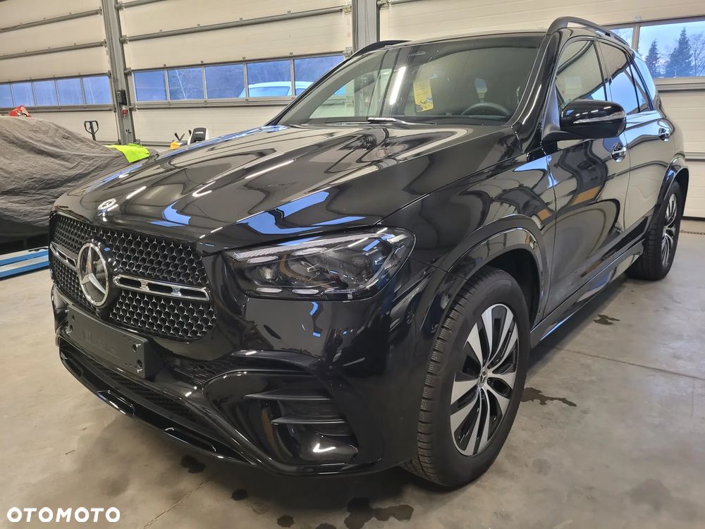 Mercedes-Benz GLE - 21