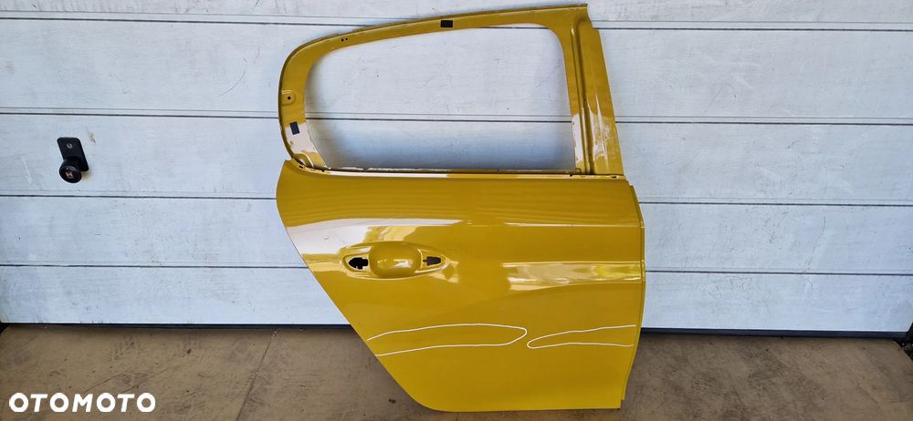 Drzwi tył prawe Peugeot 208 II 2